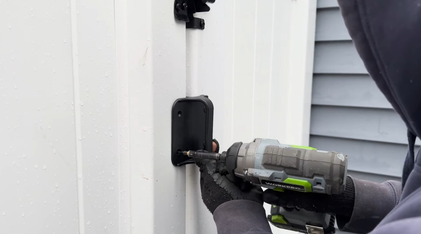 Expert fence repair and replacement services