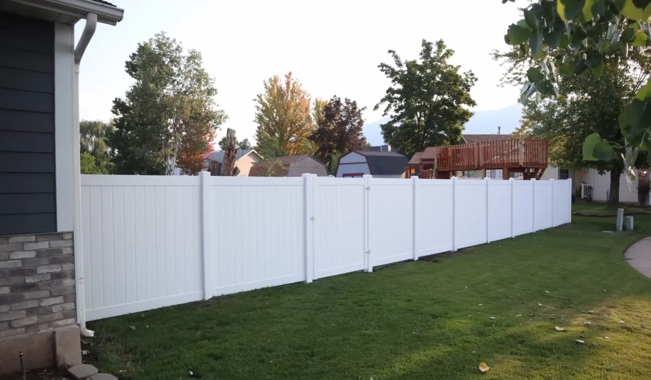 Professional fence installation in Gary, IN